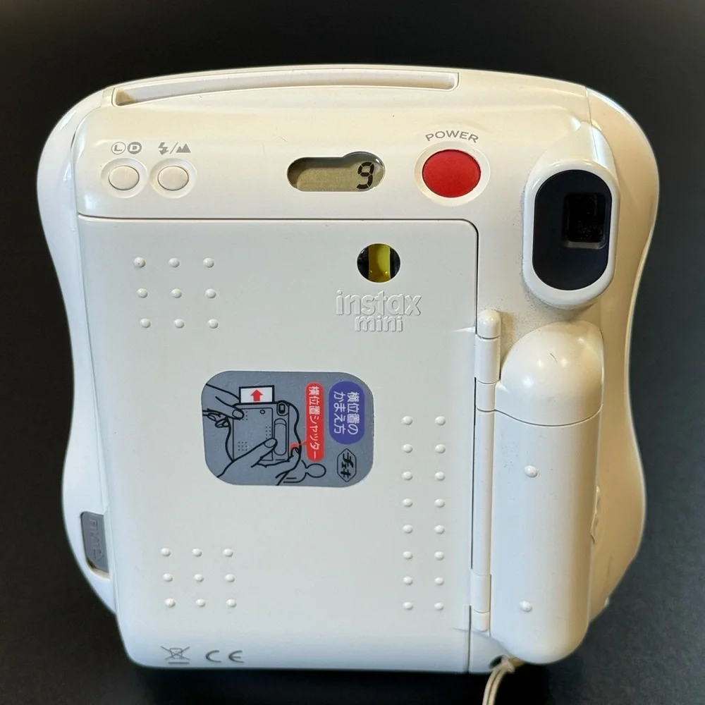 Fujifilm Instax Mini 25 Instant Film Camera White Built-In Flash with Add’l Lens
